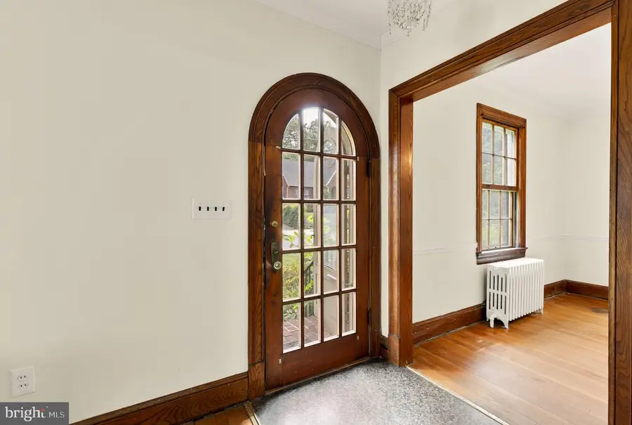 4220 Sheridan St, Hyattsville, MD 20782 - #3