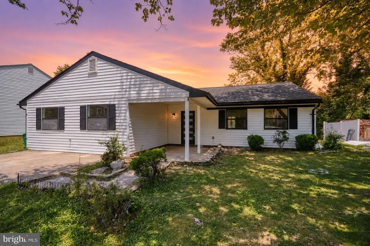 2409 Mary Pl, Fort Washington, MD 20744 - #1