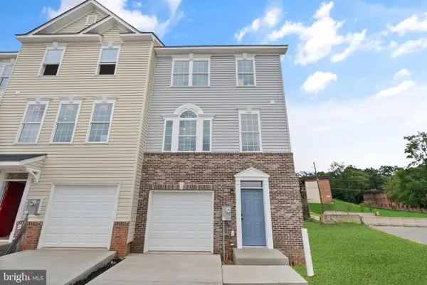 4925 Devitt Pl, OXON HILL, MD 20745