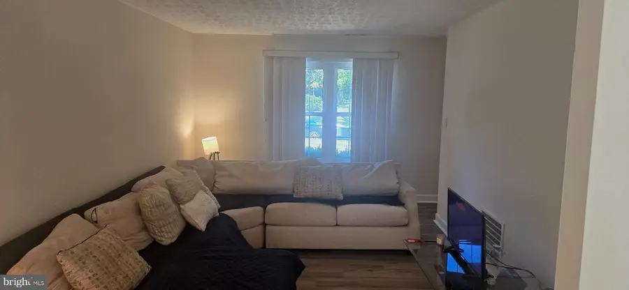 8913 Grandhaven Ave, Upper Marlboro, MD 20772 - #3