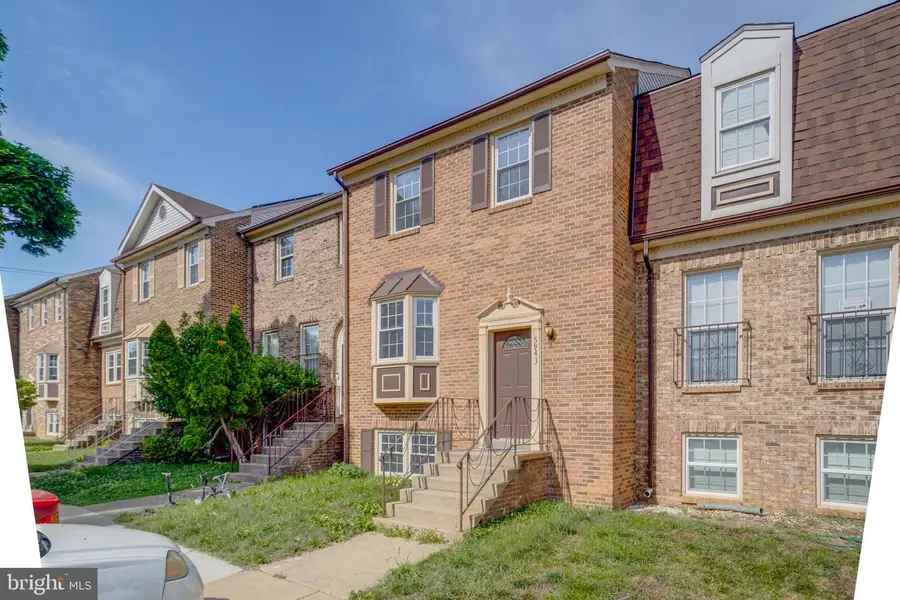 5943 Surratts Village Dr, Clinton, MD 20735 - #2