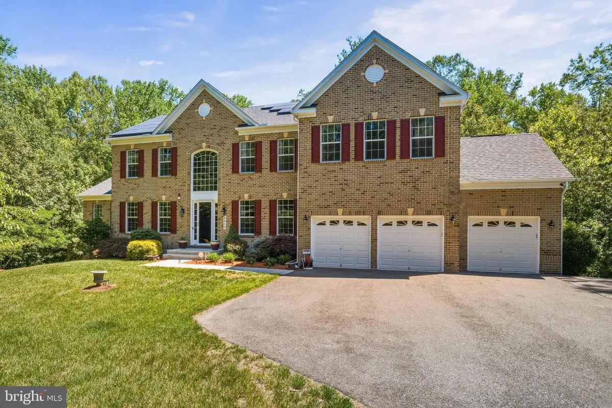 8800 Trumps Hill Rd, Upper Marlboro, MD 20772 - #1