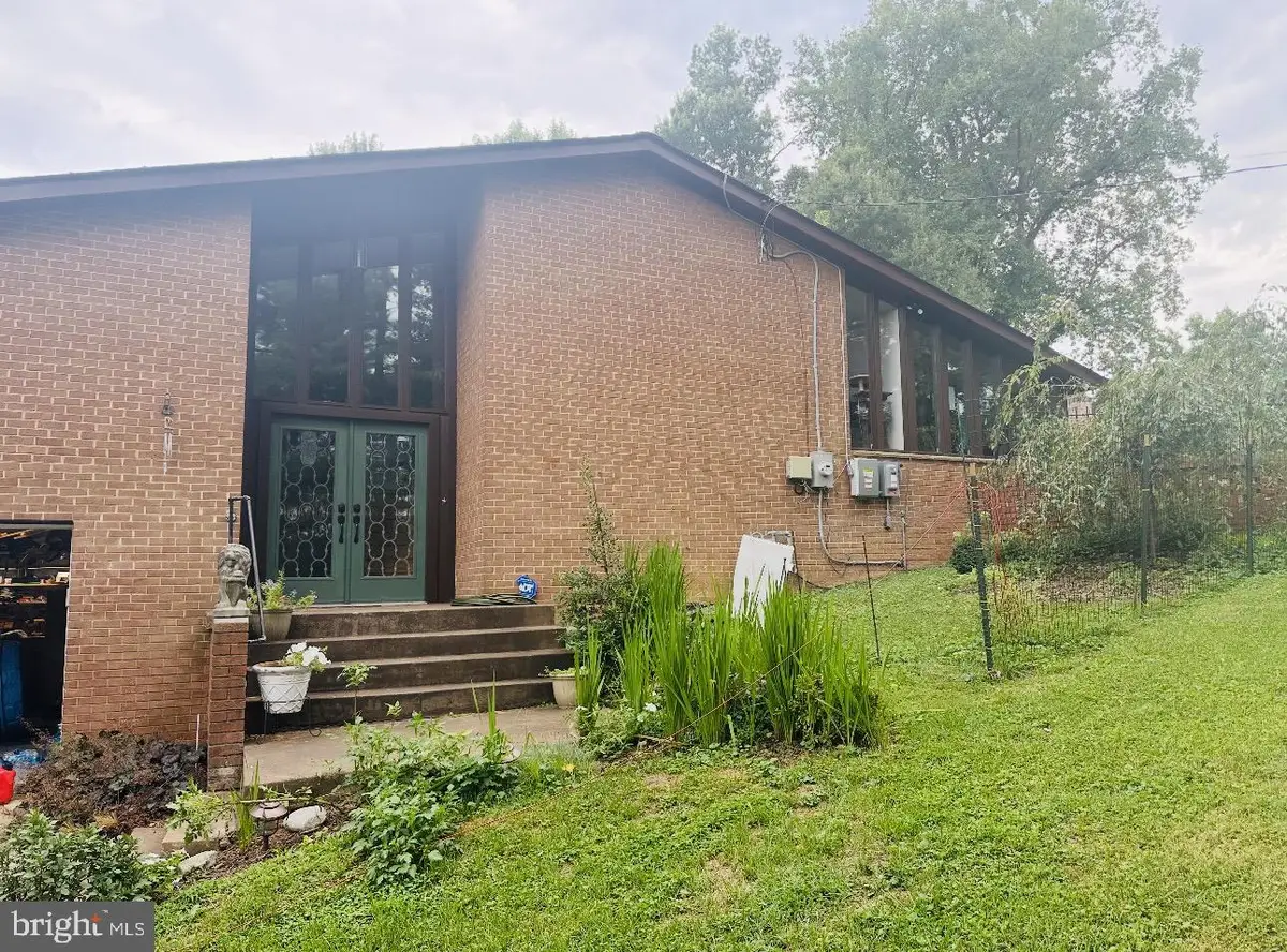 1811 Clayton Dr, Oxon Hill, MD 20745 - #1