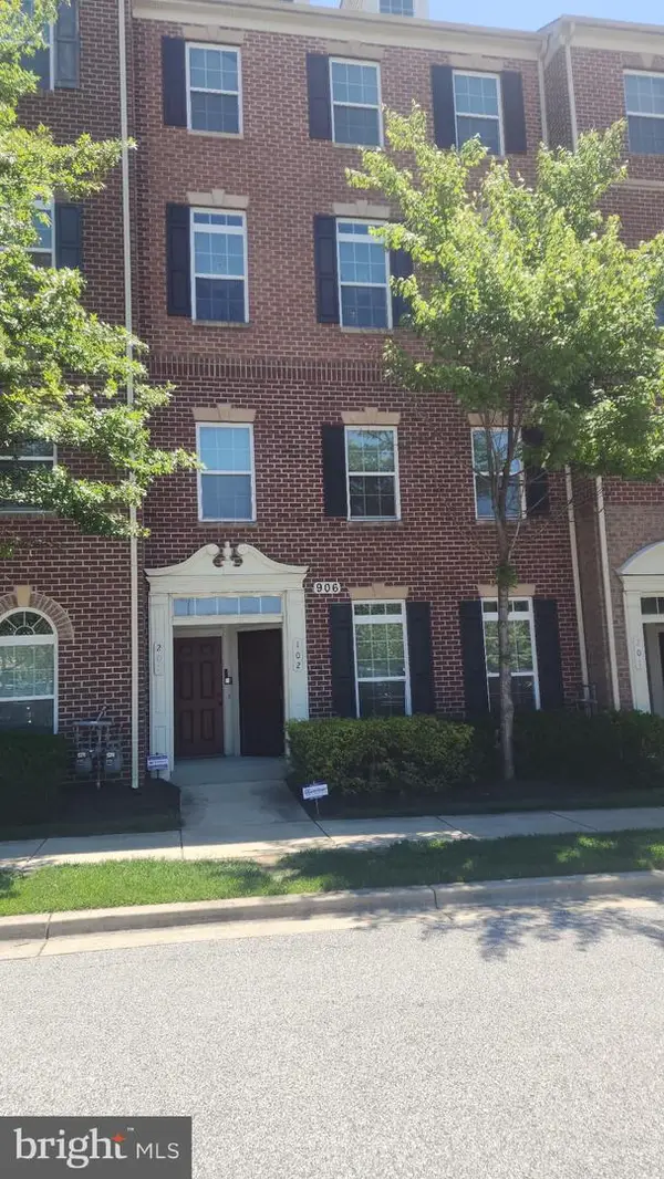 906 Hall Station Dr #202, BOWIE, MD 20721