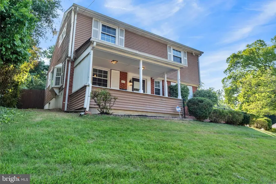 415 Winslow Rd, Oxon Hill, MD 20745 - #3