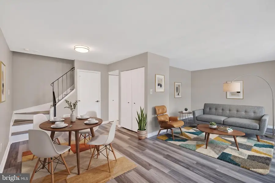 7822 Chapel Cove Dr, Laurel, MD 20707 - #2
