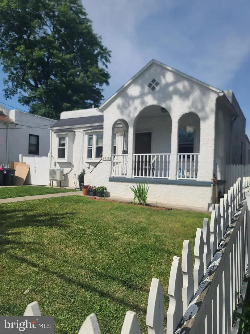 3715 37th Pl, Brentwood, MD 20722 - #2