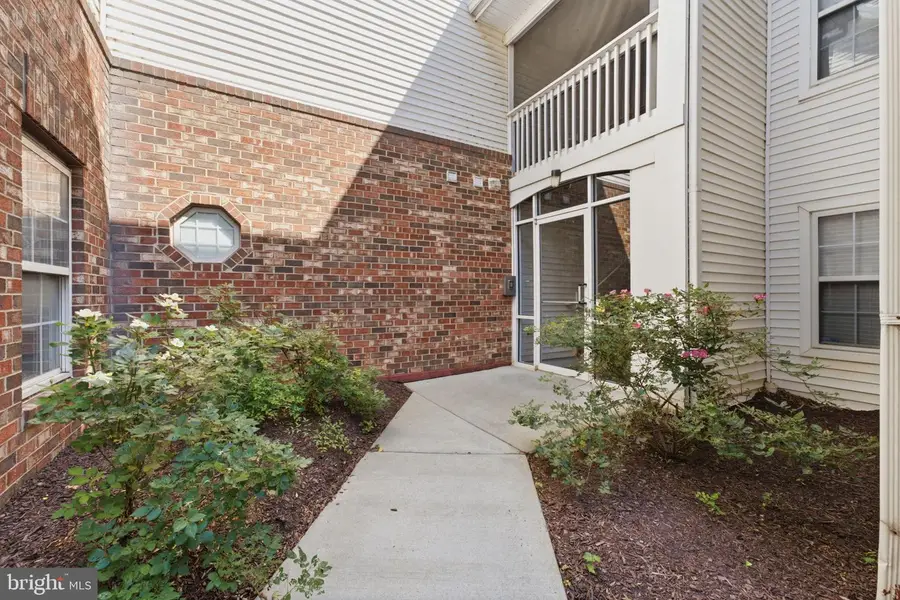 6510 Lake Park Dr #202, Greenbelt, MD 20770 - #3