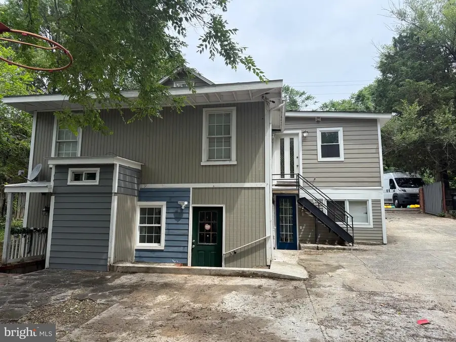 5005 Quincy St, Bladensburg, MD 20710 - #3