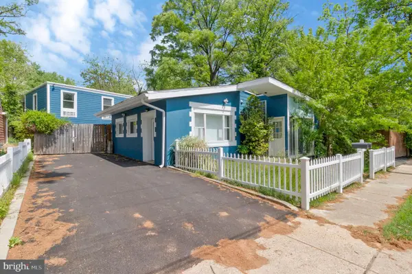 3801 Cedar Croft Pl, BRENTWOOD, MD 20722