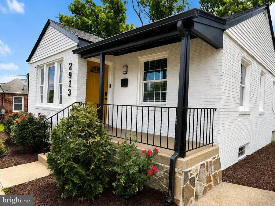 2913 Fairlawn St, Temple Hills, MD 20748 - #3