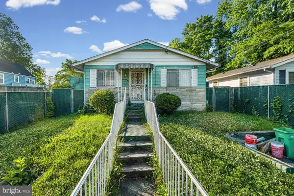 806 Clovis Ave, CAPITOL HEIGHTS, MD 20743