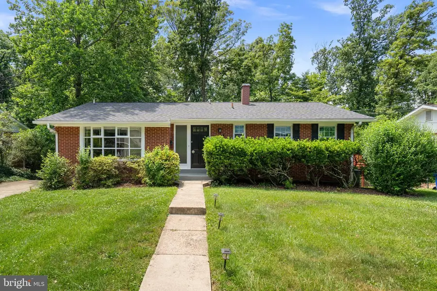 7524 Sweetbriar Dr, College Park, MD 20740 - #2