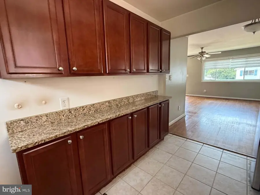 1115 Elfin Ave, Capitol Heights, MD 20743 - #3