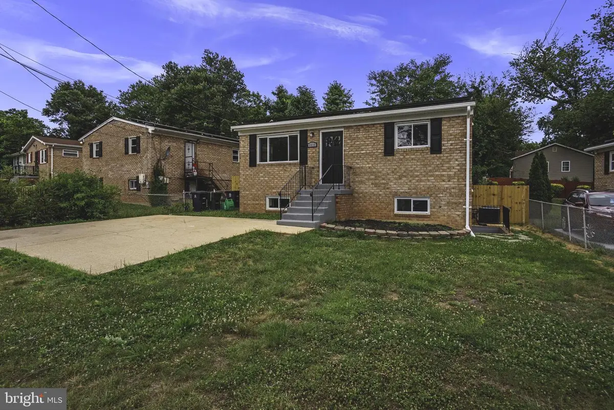 6615 Valley Park Rd, Capitol Heights, MD 20743 - #1
