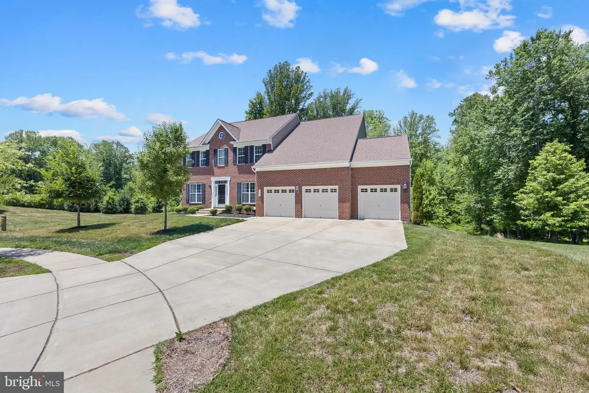 6102 Oglethorpe Mill Dr, Brandywine, MD 20613 - #1