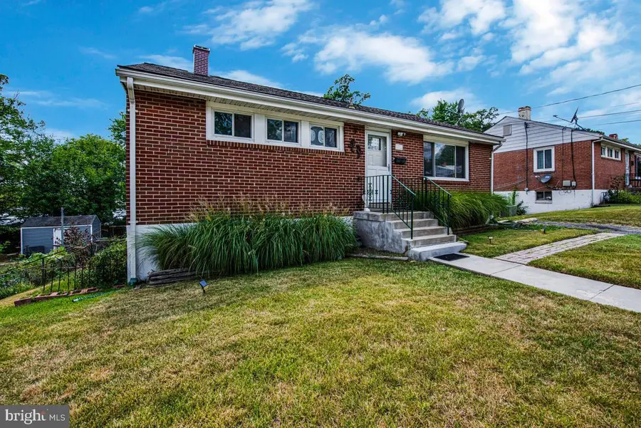 4702 66th Pl, Hyattsville, MD 20784 - #2
