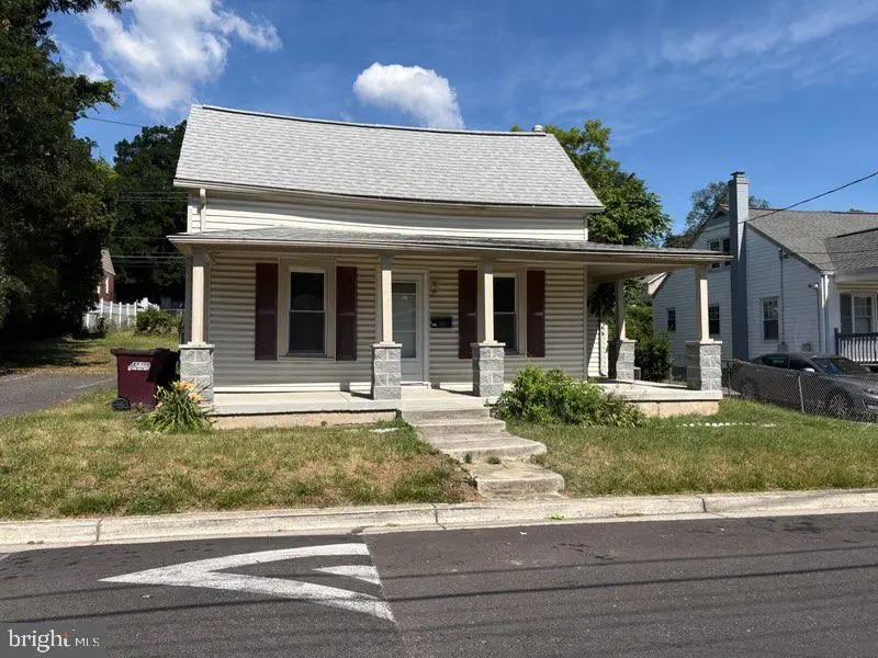 725 Mentor Ave, Capitol Heights, MD 20743 - #1
