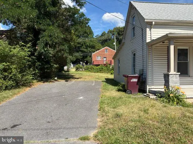 725 Mentor Ave, Capitol Heights, MD 20743 - #3