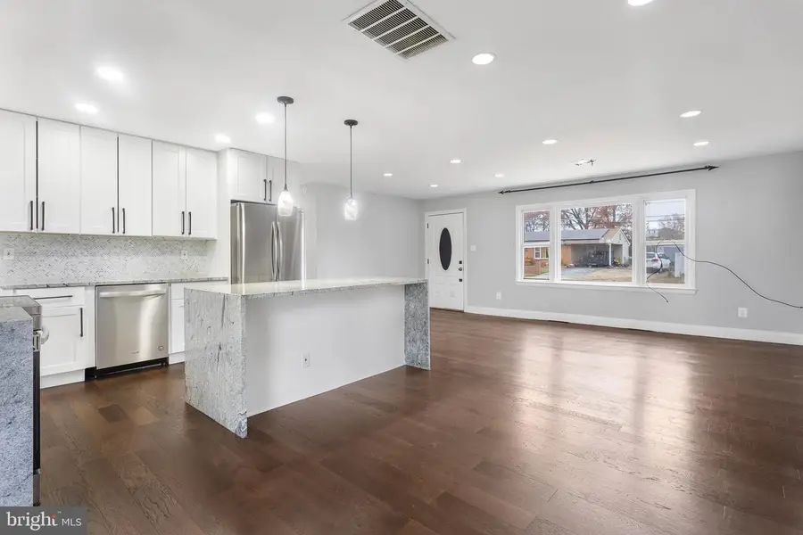 4611 Pendall Dr, Fort Washington, MD 20744 - #3