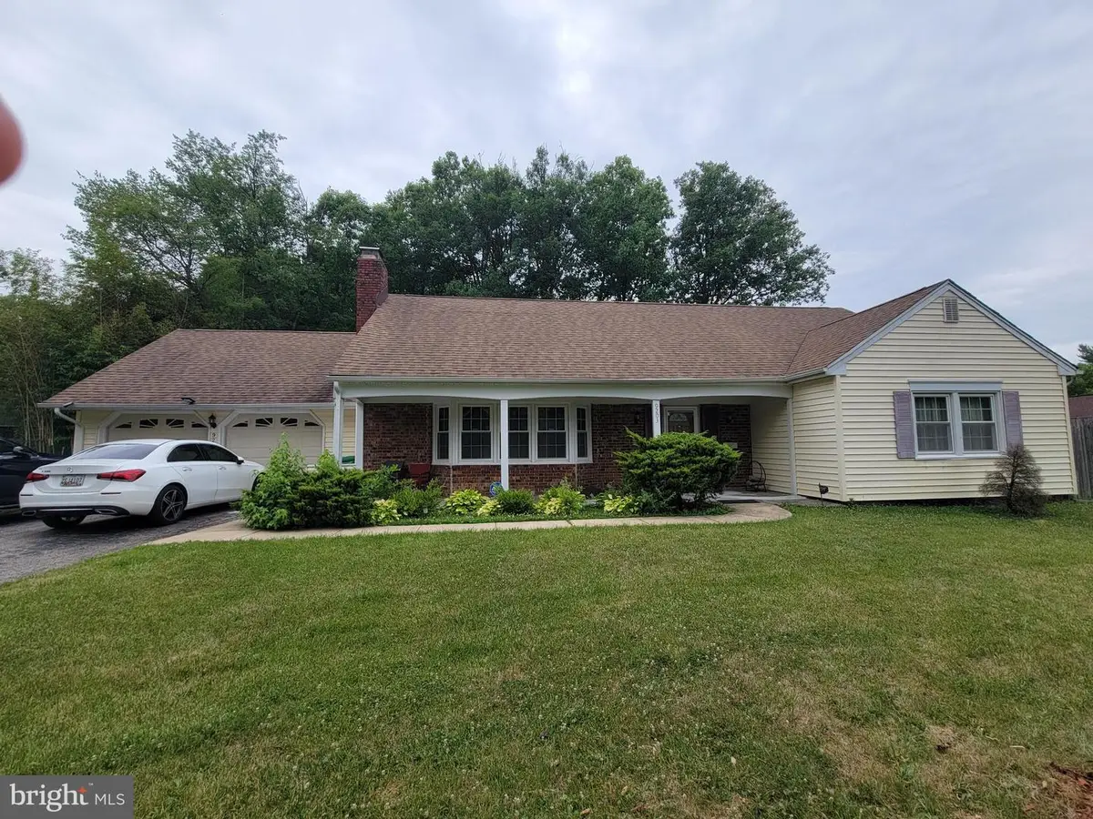 9203 Twin Hill Ln, Laurel, MD 20708 - #1