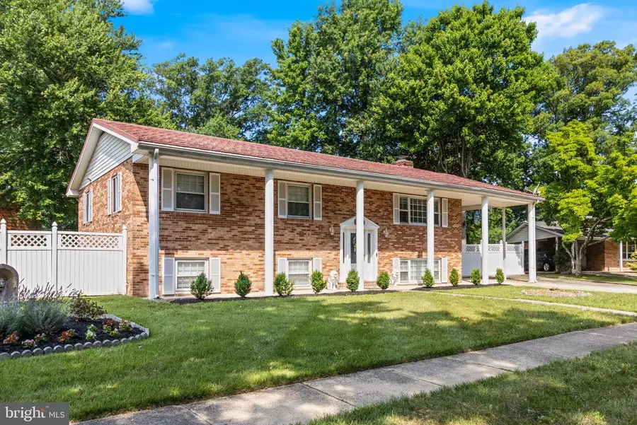 12817 Peace Dr, Fort Washington, MD 20744 - #3