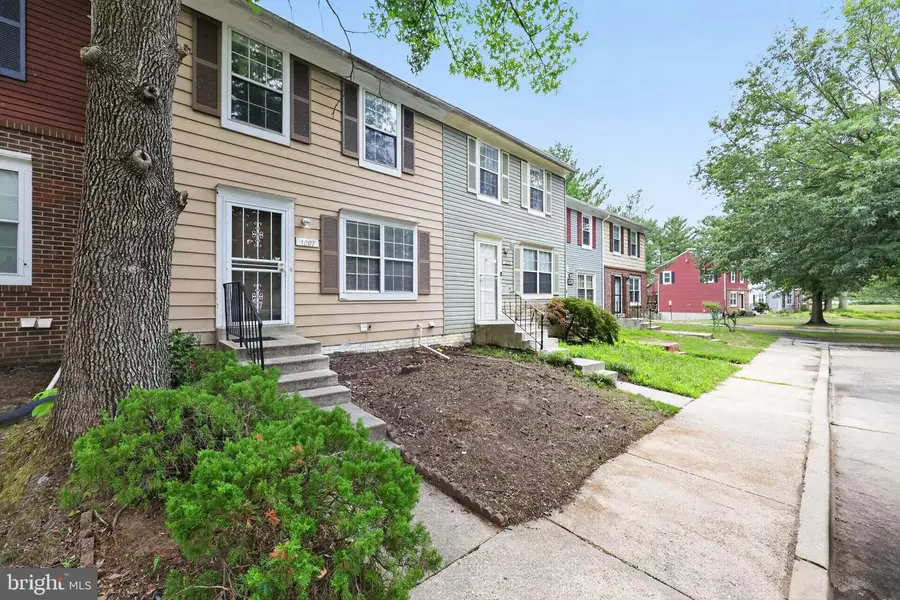1007 Saint Michaels Dr, Bowie, MD 20721 - #2
