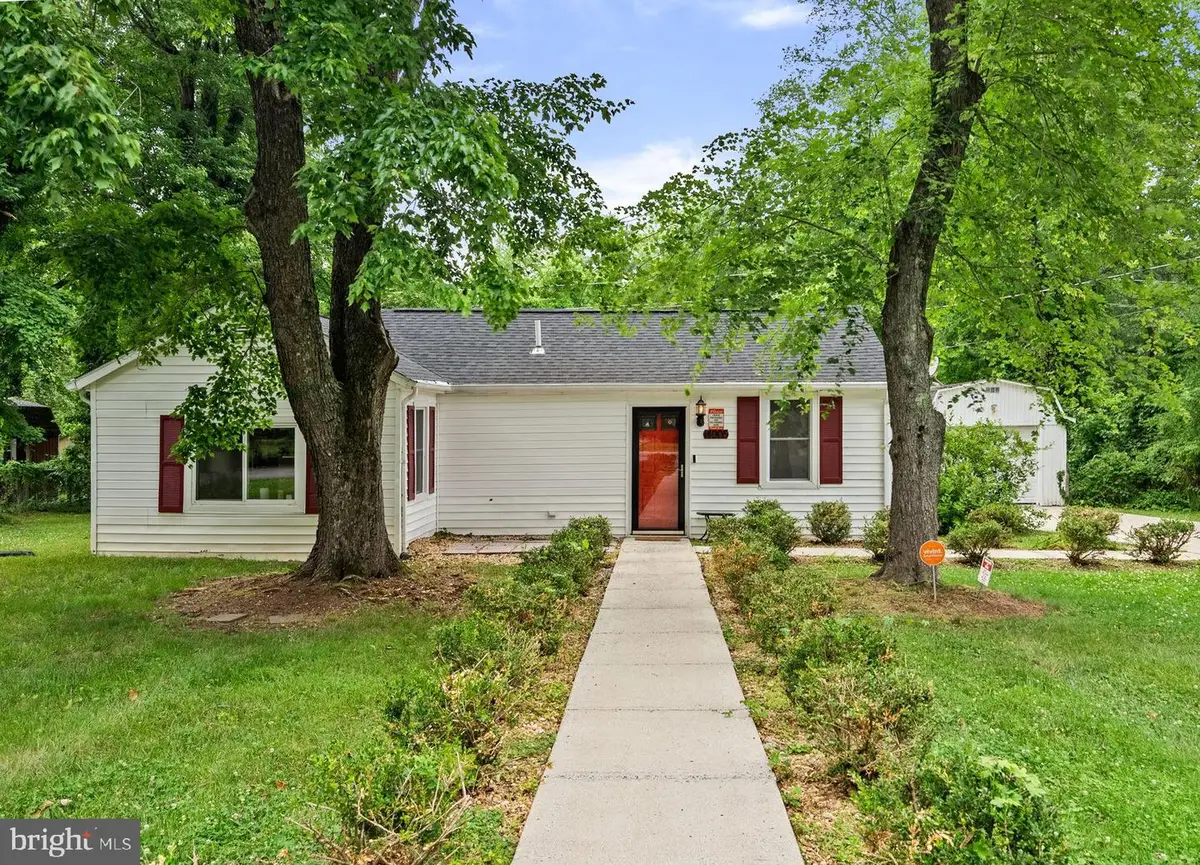 14905 White Hall Ave, Accokeek, MD 20607 - #1