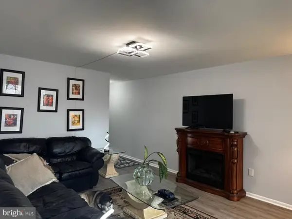 8437 Greenbelt Rd #8437-202, GREENBELT, MD 20770