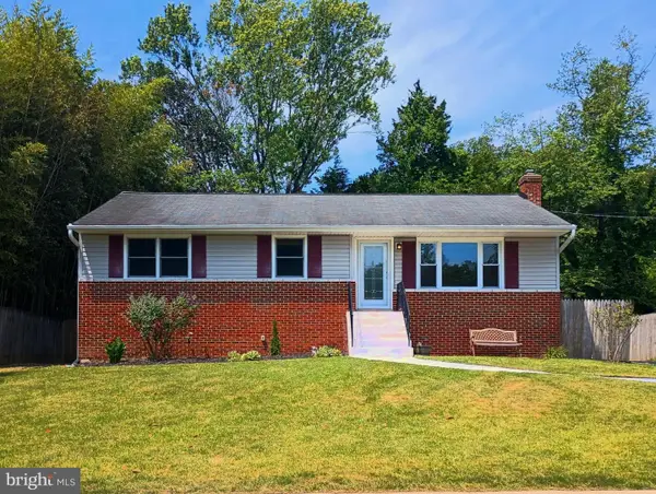 7100 Old Chapel Dr, BOWIE, MD 20715