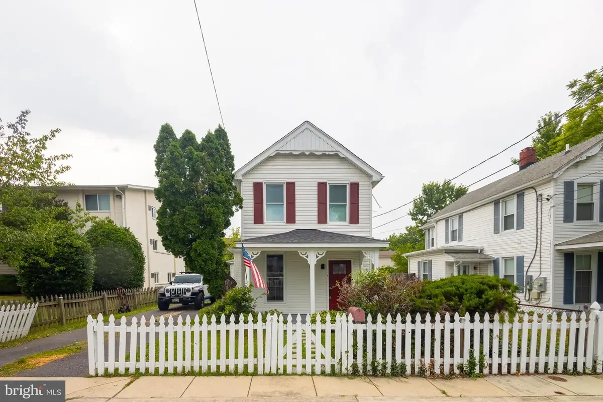37 4th St, Laurel, MD 20707 - #1
