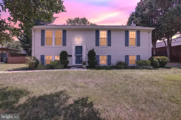 8409 Locust Grove Dr, LAUREL, MD 20707