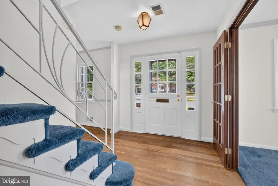 7203 Longbranch Dr, New Carrollton, MD 20784 - #2