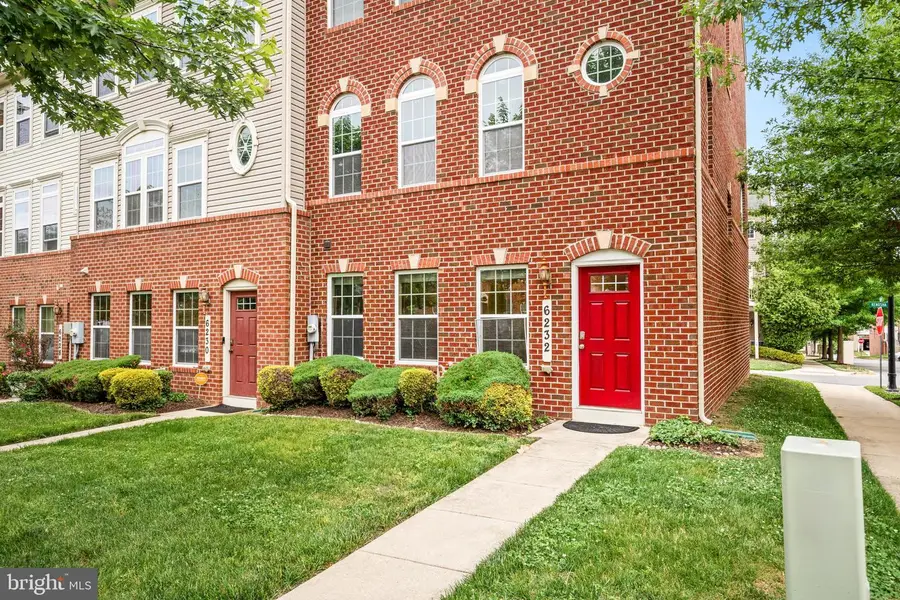 6232 Walbridge St, Capitol Heights, MD 20743 - #2