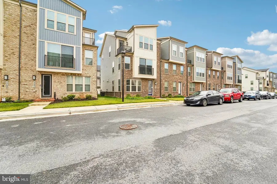 1719 Mill Branch Dr, Laurel, MD 20708 - #2