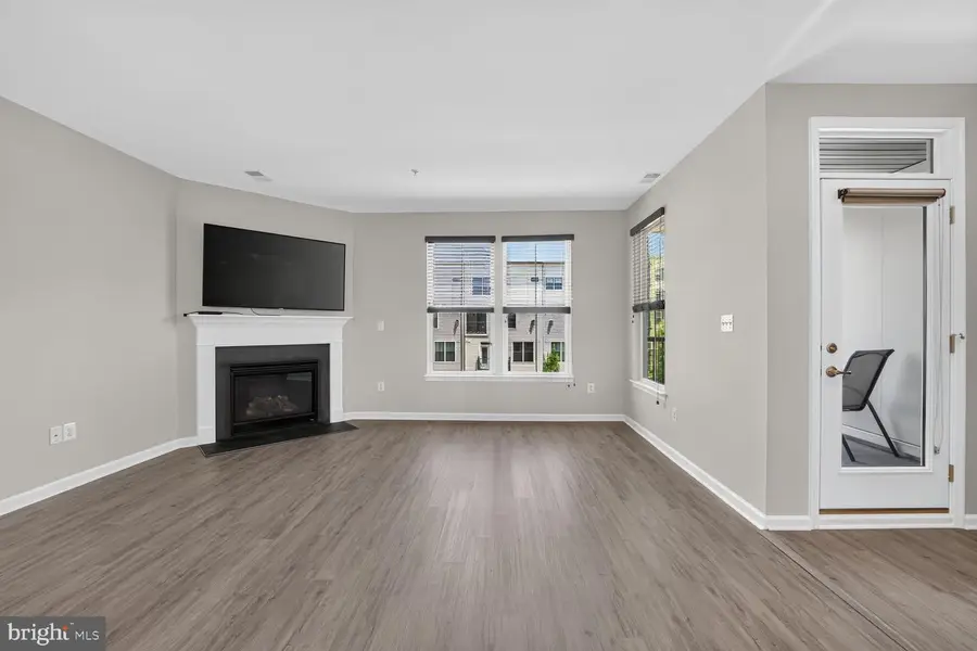 3210 Tribune Ct, Hyattsville, MD 20782 - #3