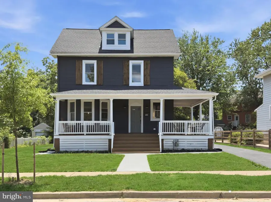 4509 Oliver St, Riverdale, MD 20737 - #2