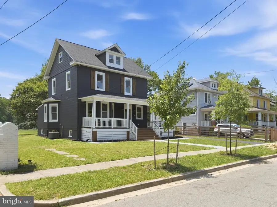 4509 Oliver St, Riverdale, MD 20737 - #3