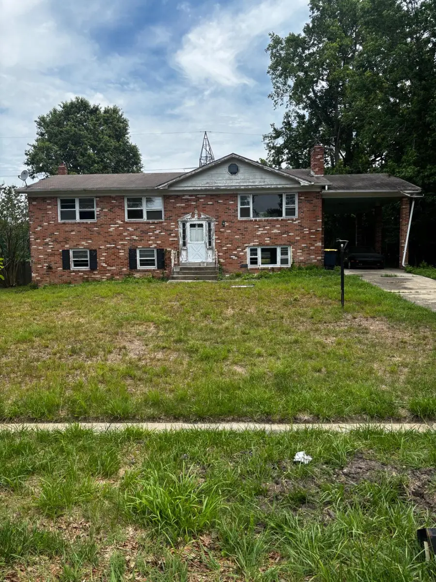 8002 Knollwood St, Brandywine, MD 20613 - #2