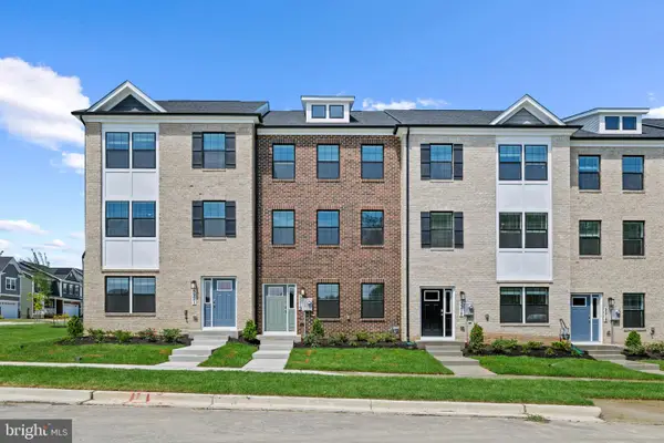 9008 Warendorf Way, UPPER MARLBORO, MD 20774