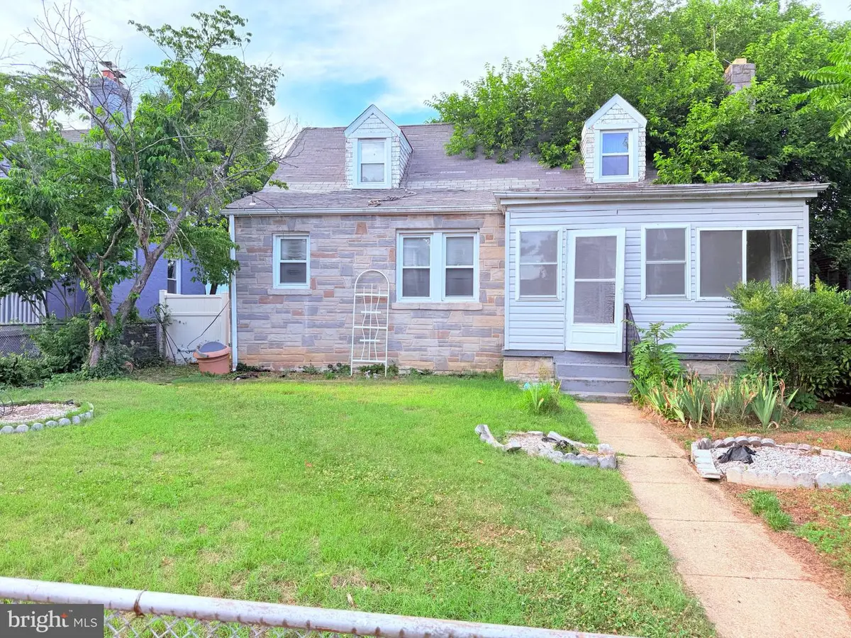 4606 Burlington Rd, Hyattsville, MD 20781 - #1