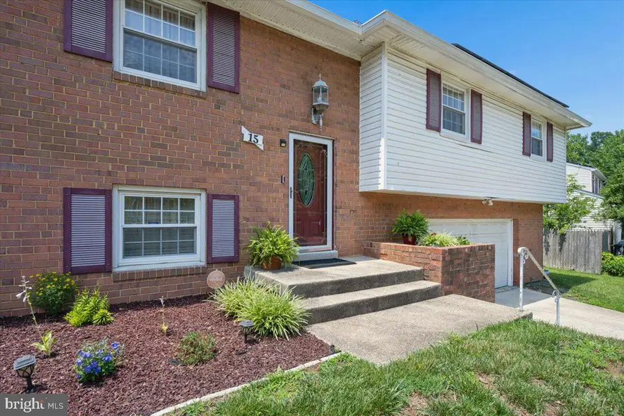 15 Herrington Dr, Upper Marlboro, MD 20774 - #2