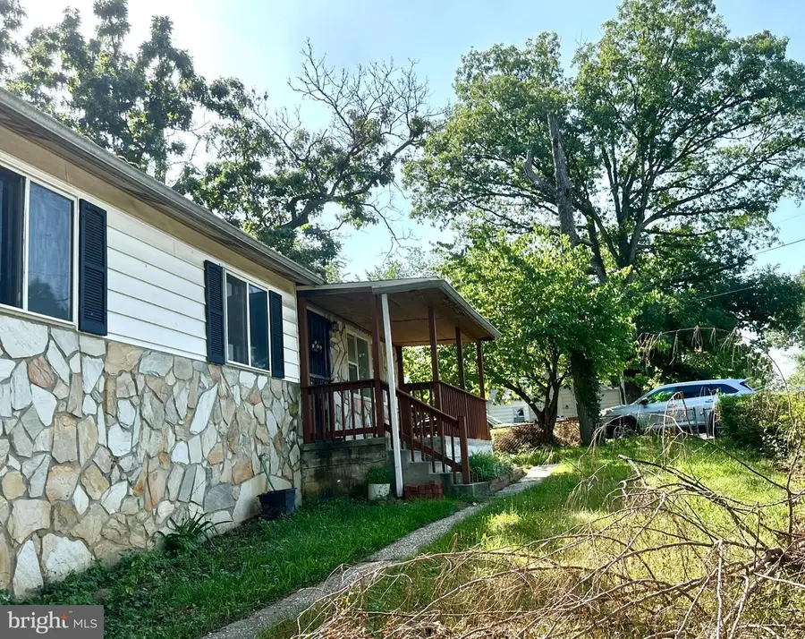 1600 Pacific Ave, Capitol Heights, MD 20743 - #3