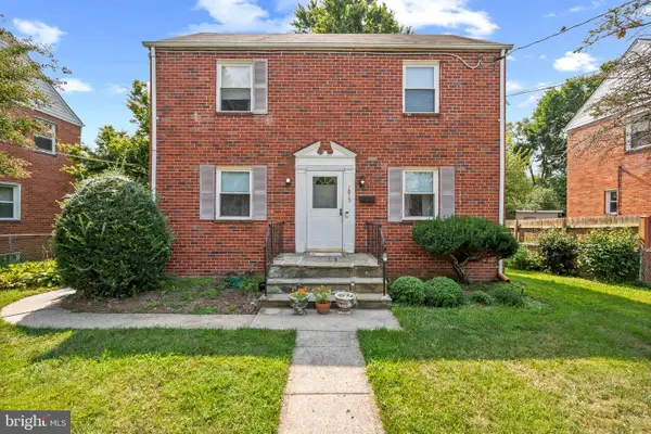 2025 Powhatan Rd, HYATTSVILLE, MD 20782