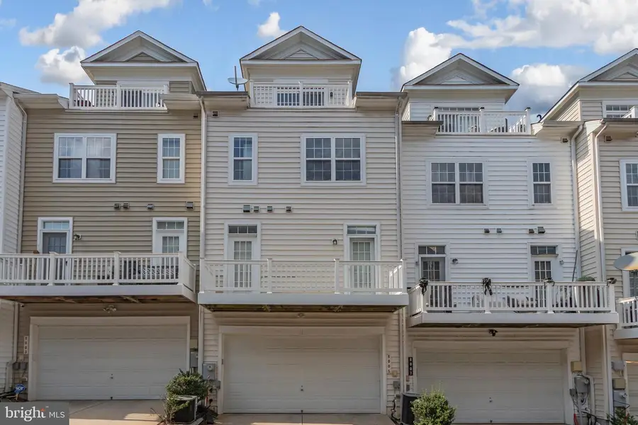 8005 Homefield Dr, Landover, MD 20785 - #3
