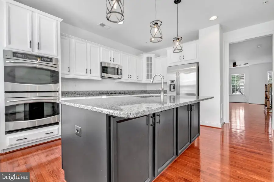 616 Overlook Park Dr #84, Oxon Hill, MD 20745 - #2