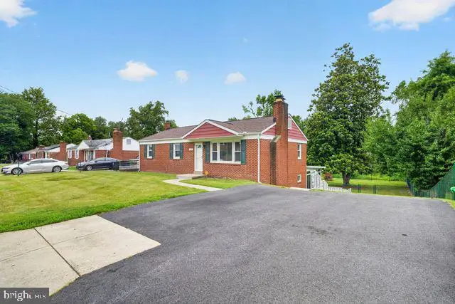 4112 Beachcraft Ct, Temple Hills, MD 20748 - #2