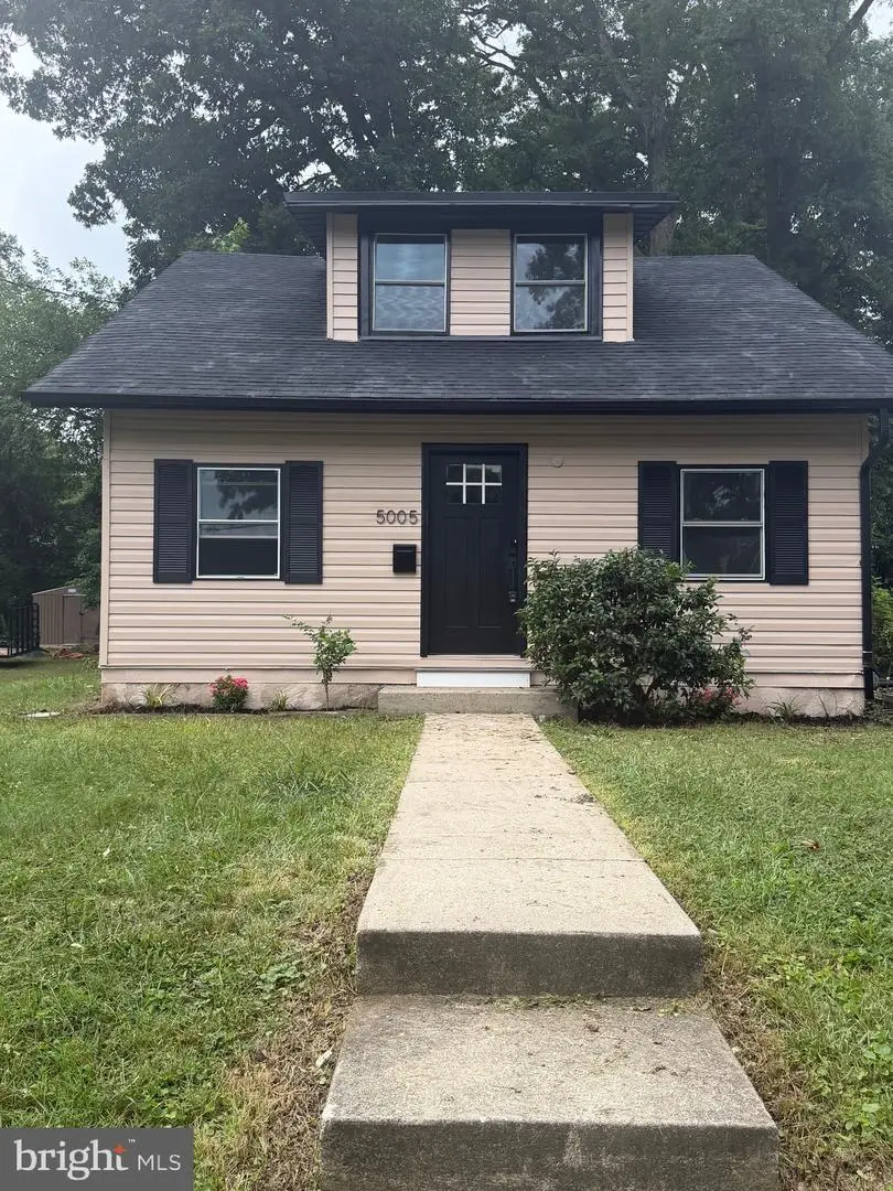 5005 Hollywood Rd, College Park, MD 20740 - #1