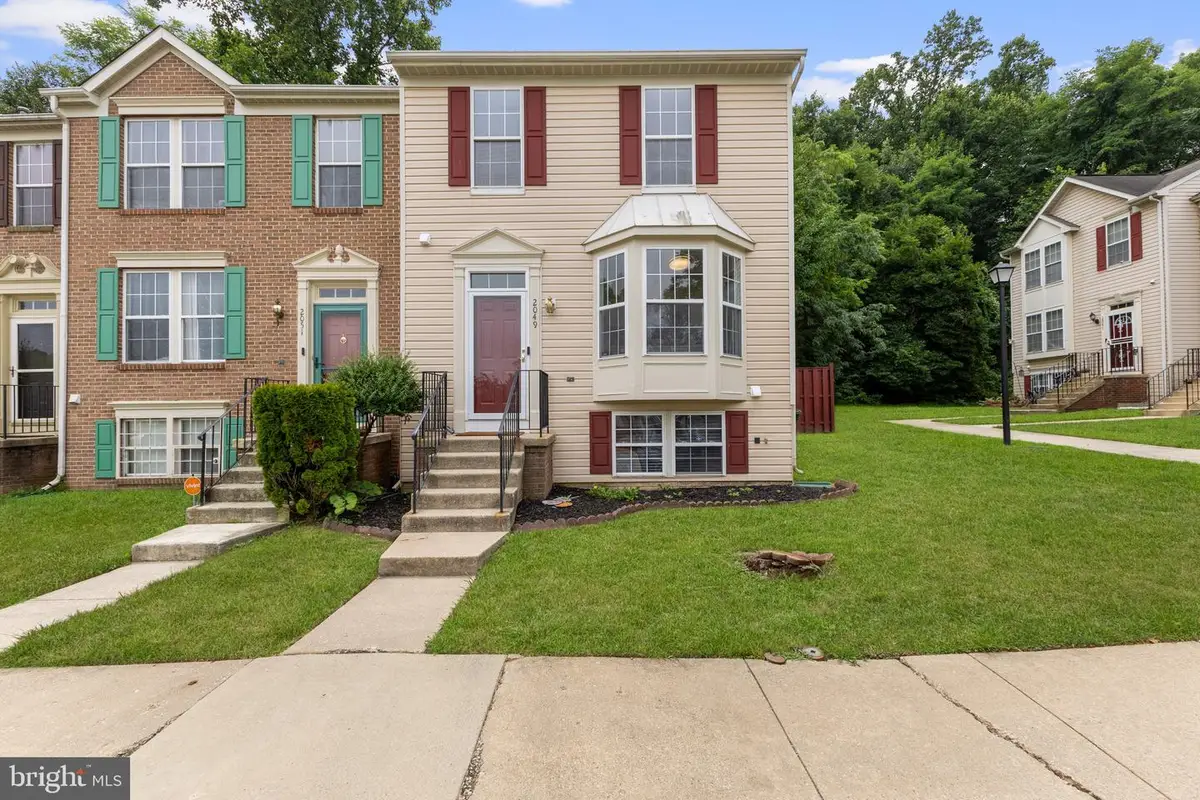 2049 S Anvil Ln, Temple Hills, MD 20748 - #1
