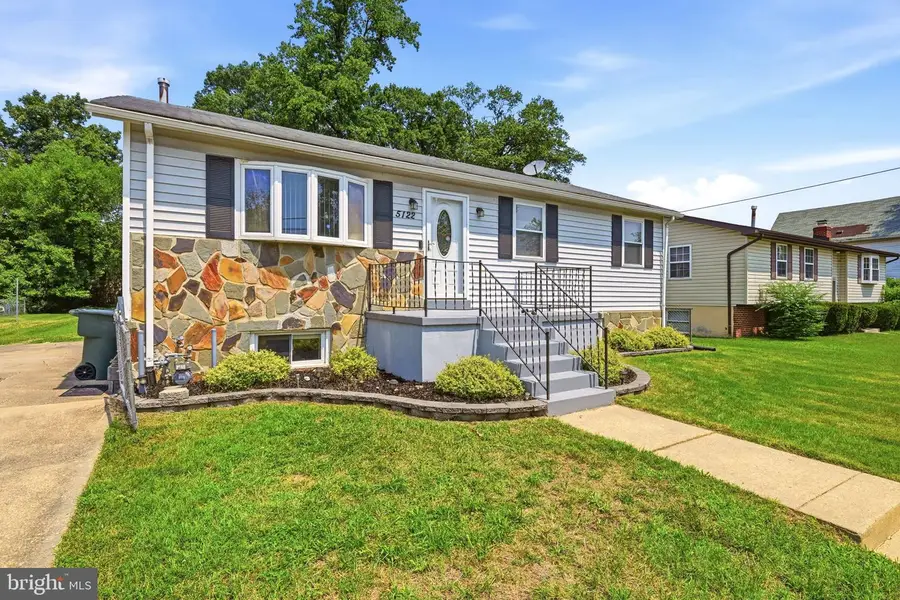 5122 Navahoe St, College Park, MD 20740 - #2